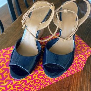 Tory Burch navy and tan leather wedge heels size 7